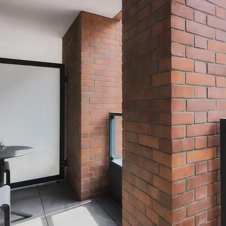 Stunning With Parking In Lower Town By Renters Prestige