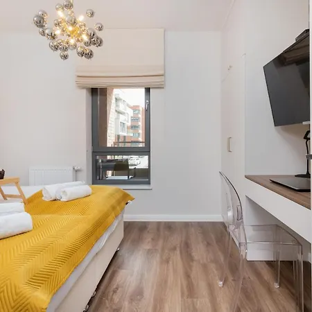 Stunning With Parking In Lower Town By Renters Prestige *